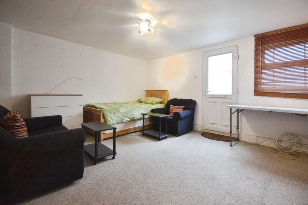 Property photo 3 of 8 d8B8672A-Dsc_0003.Jpg