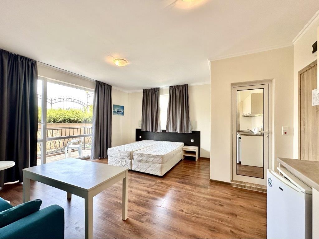 Property photo 1 of 14