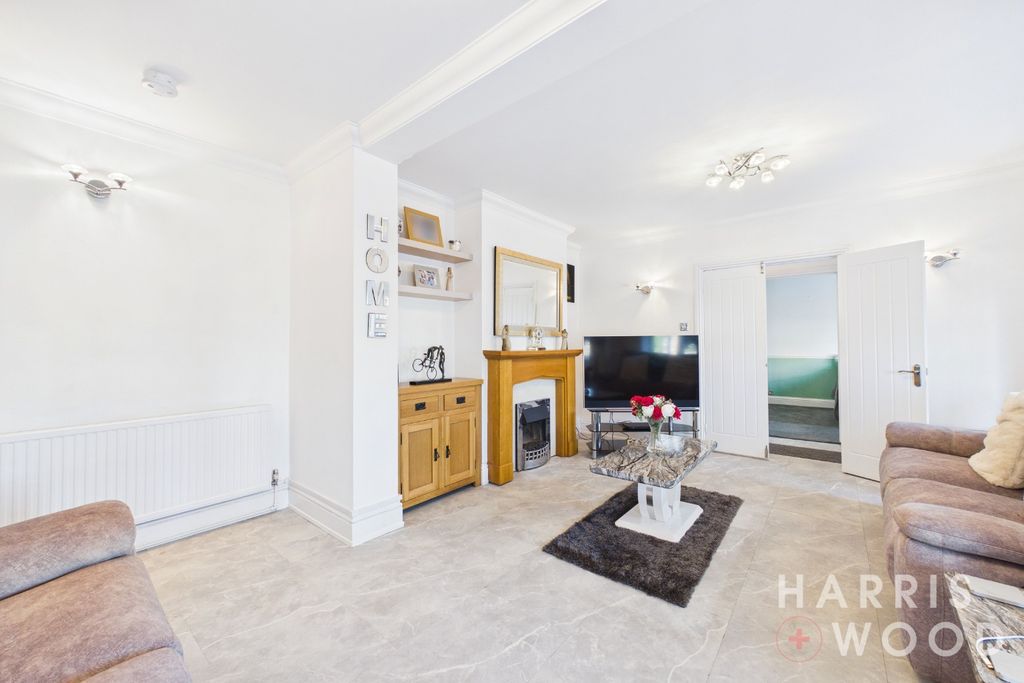Property photo 3 of 29 5563213