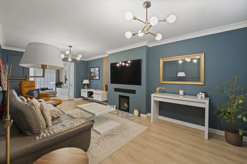 Property photo 3 of 24