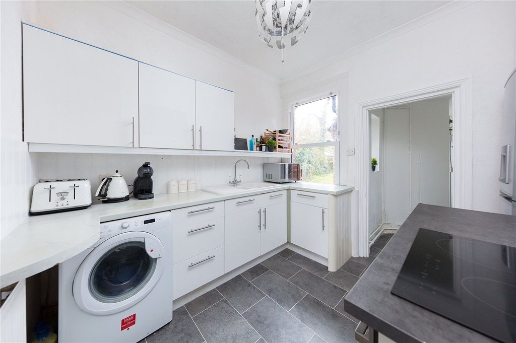 Property photo 3 of 9 Picture No. 11