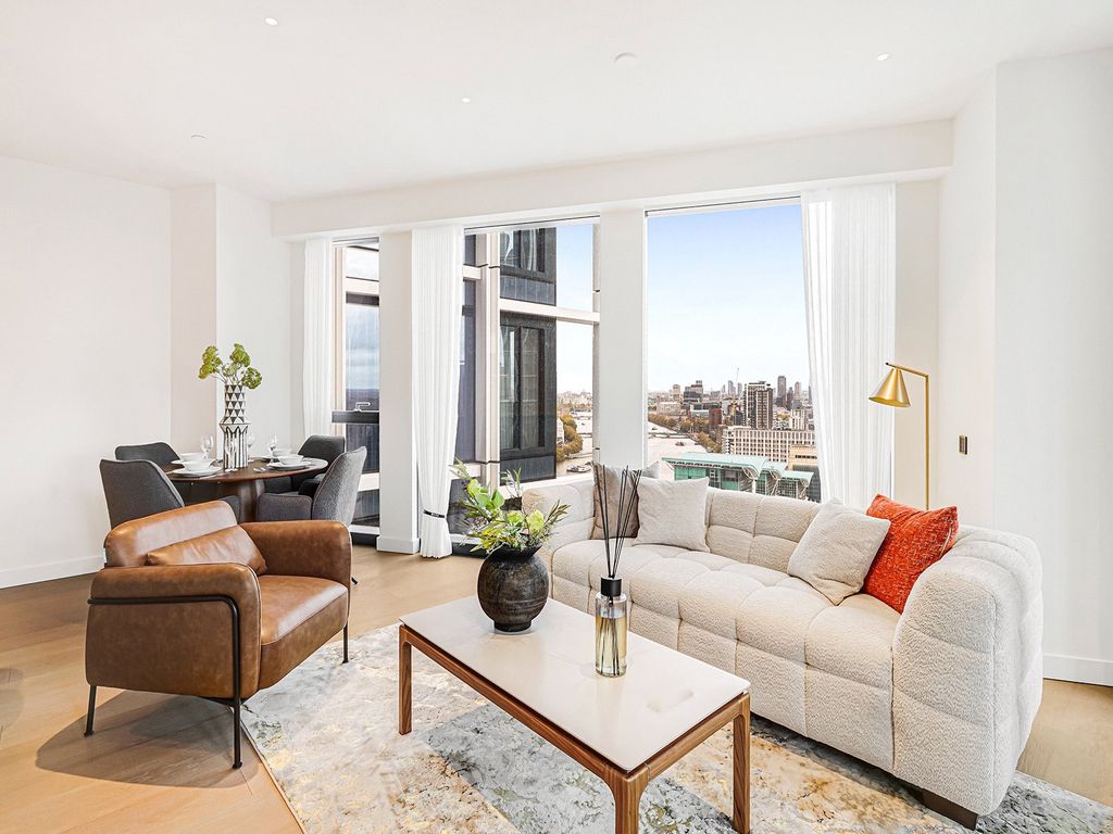 Property photo 1 of 18 River Park Tower