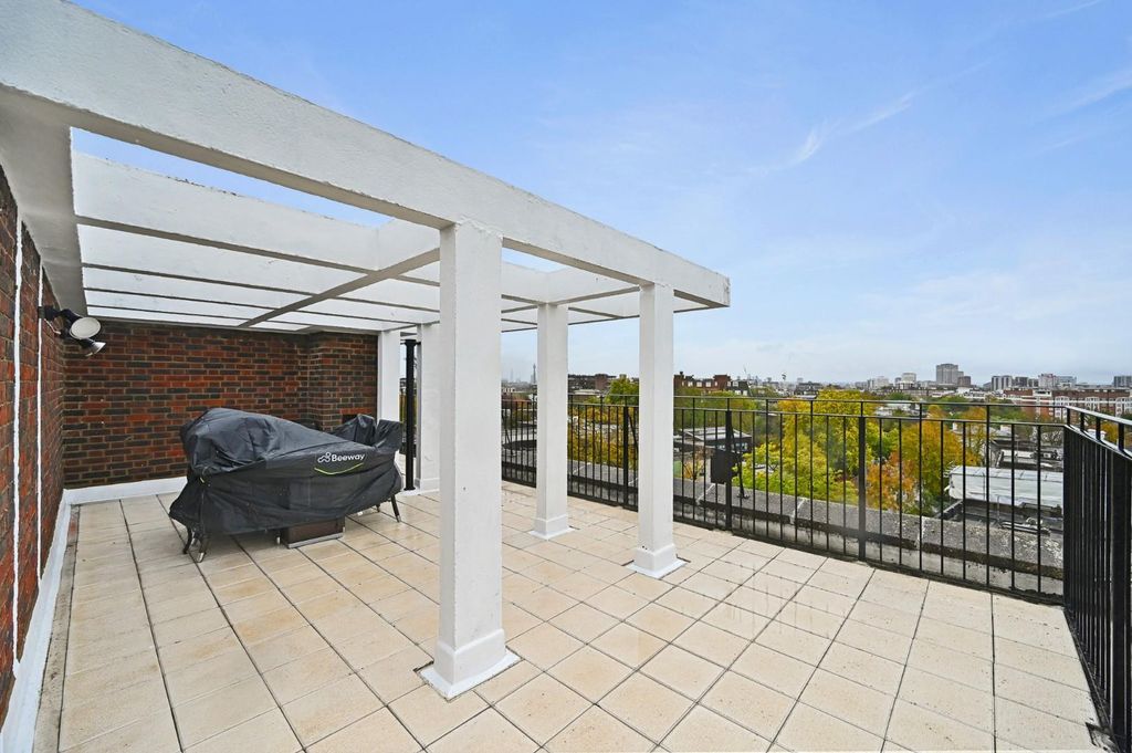 Property photo 3 of 12 Ahtec - 15 Ambassador House - Roof Terrace21 (1).J