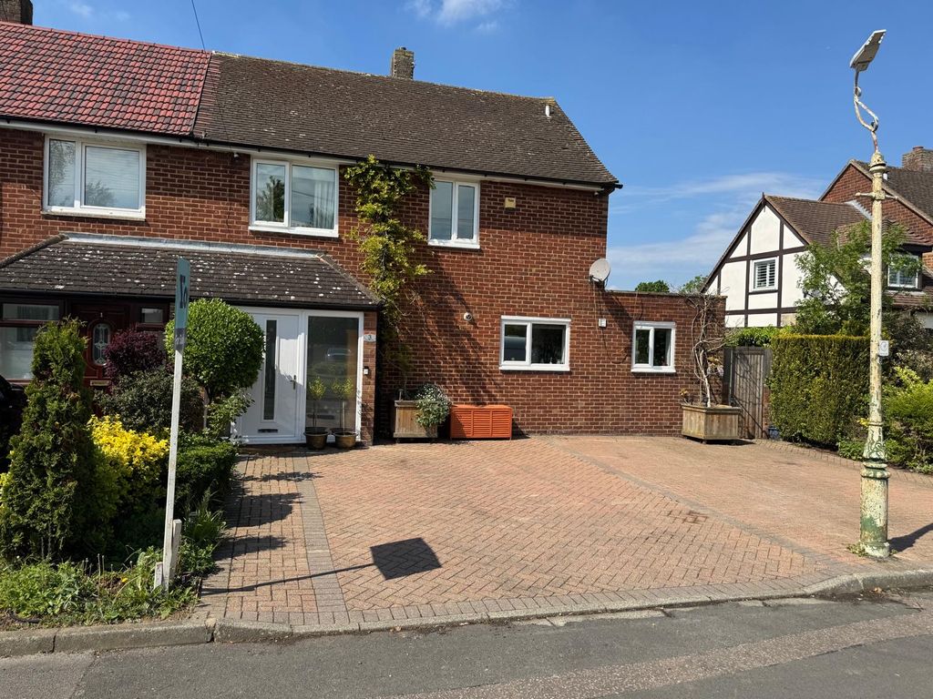 Property photo 1 of 25 7Fb89B07-2De5-44E7-Bf24-9E3De5750964