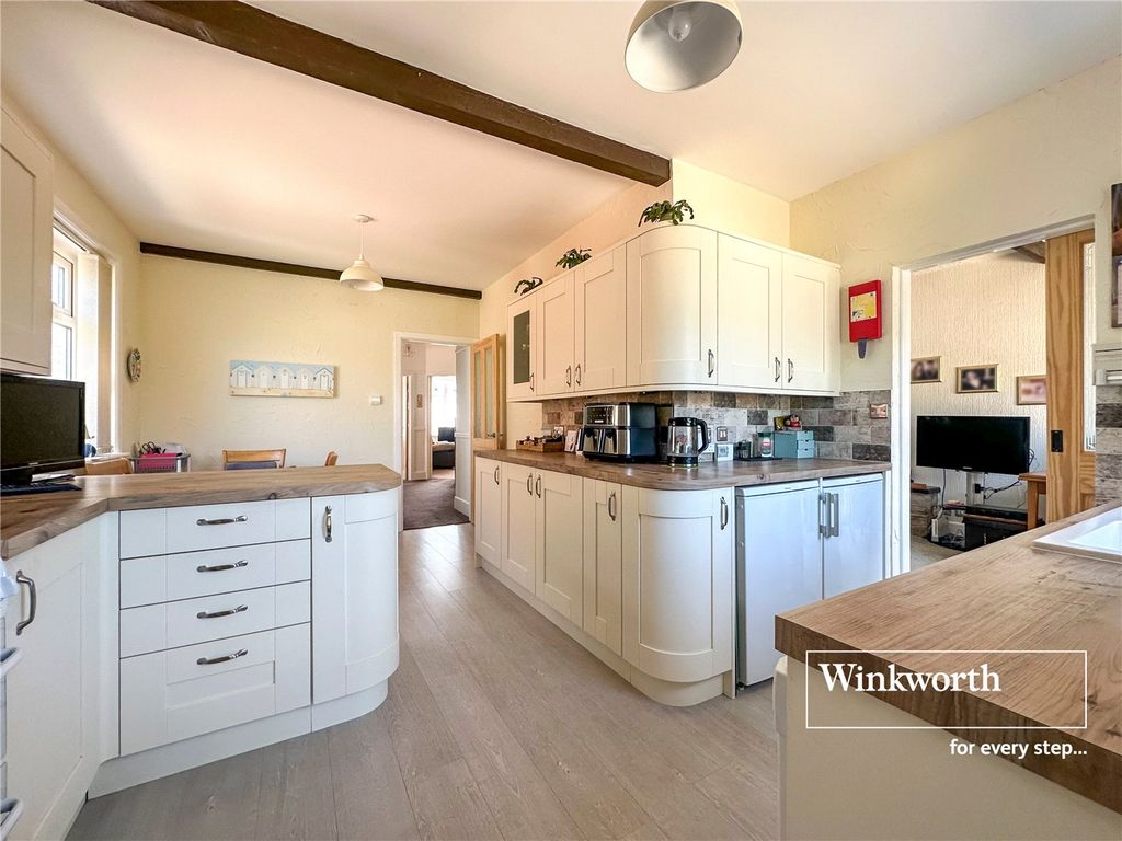 Property photo 3 of 15 Picture No. 08