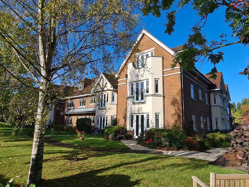 Property photo 2 of 10