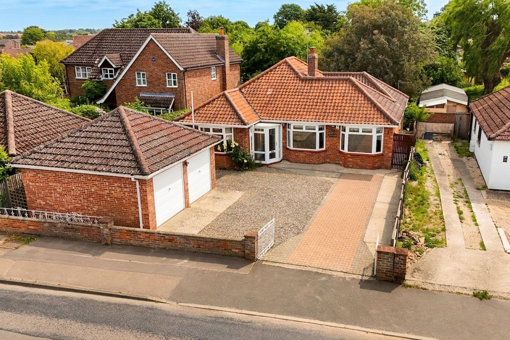 Property photo 1 of 28