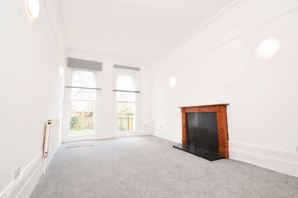 Property photo 2 of 8 Dsc_1298