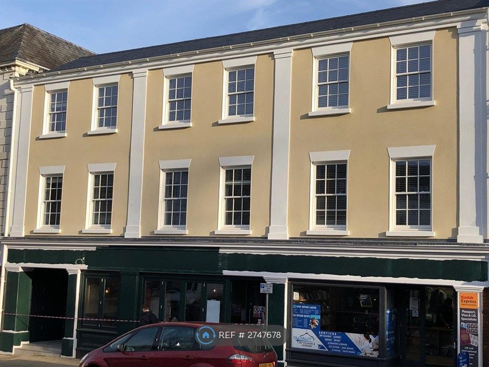 Property photo 1 of 9 Bank House Flats