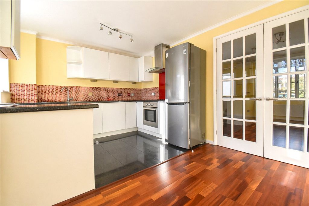 Property photo 3 of 9 Picture No. 09