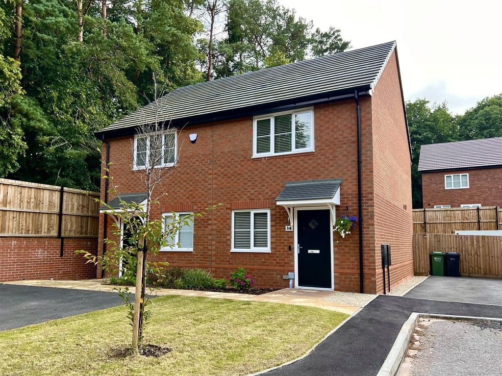 Property photo 1 of 15 Image00016.Png