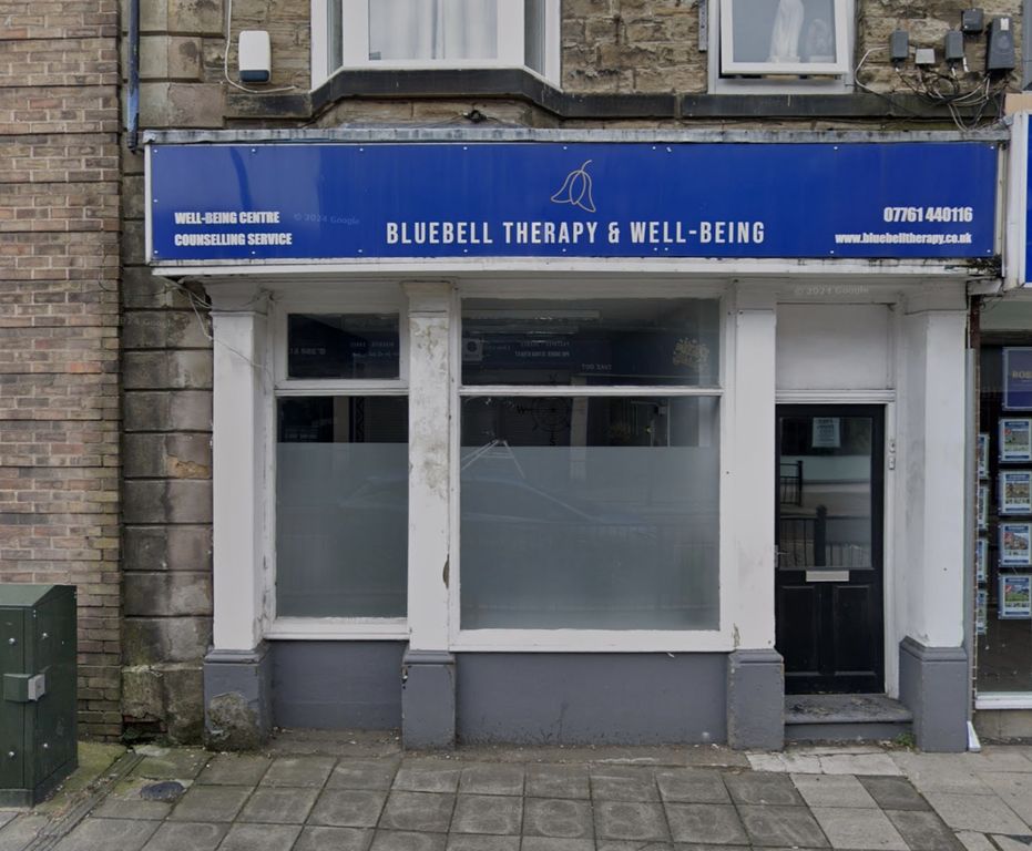 Property photo 1 of 7 Front