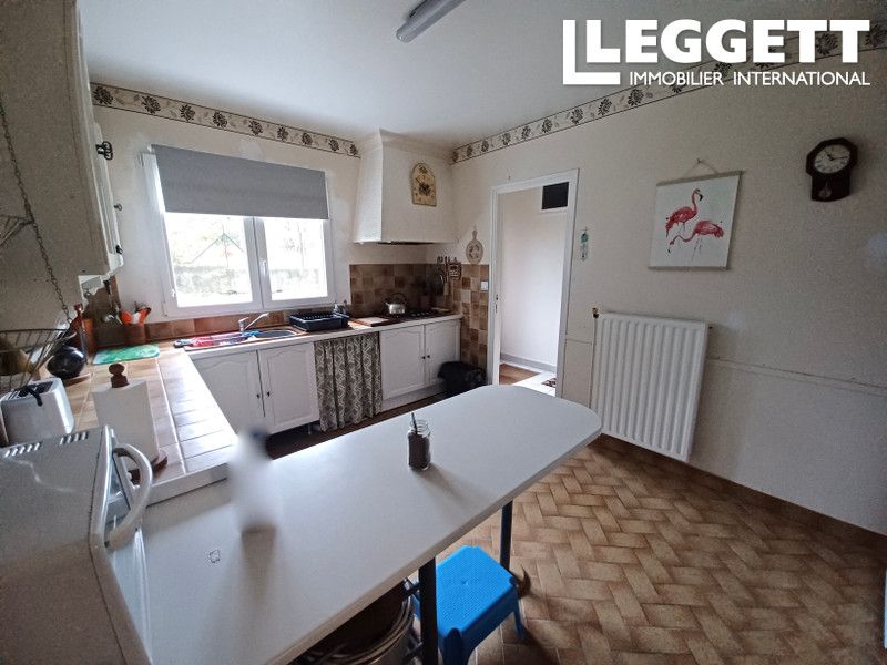 Property photo 3 of 10