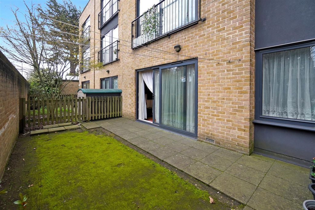 Property photo 2 of 17 Dsc00230.Jpg