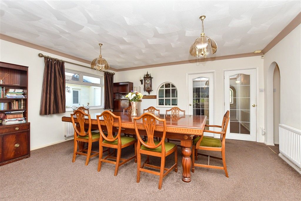 Property photo 2 of 16 Dining Area