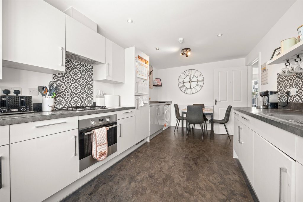 Property photo 3 of 17 Picture No. 07