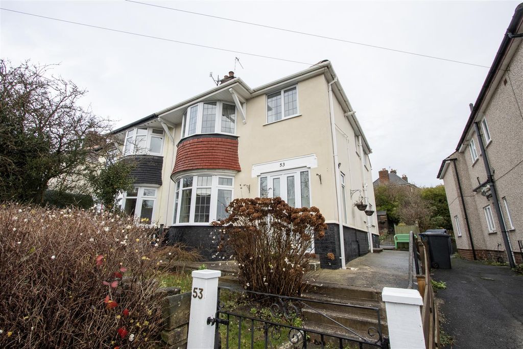 Property photo 1 of 18 Front