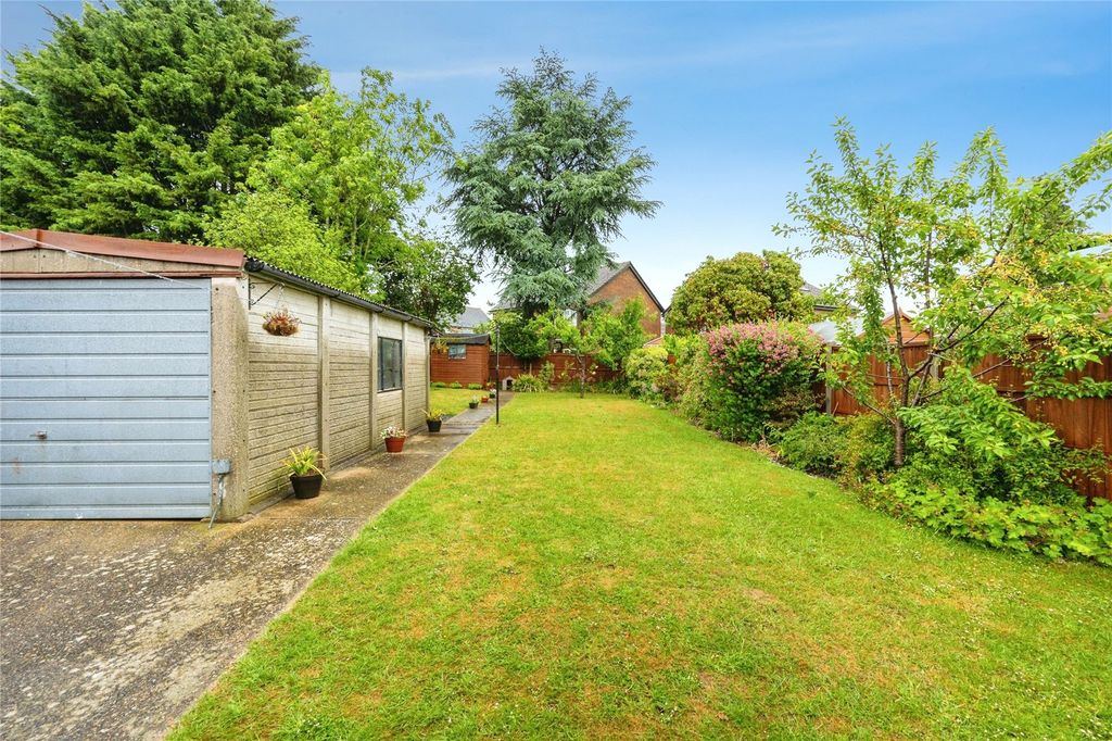 Property photo 3 of 23 Picture No. 51