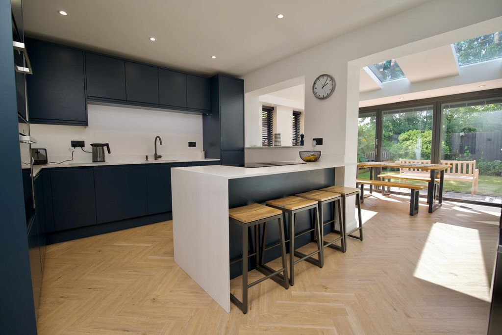 Property photo 2 of 16 Kitchen