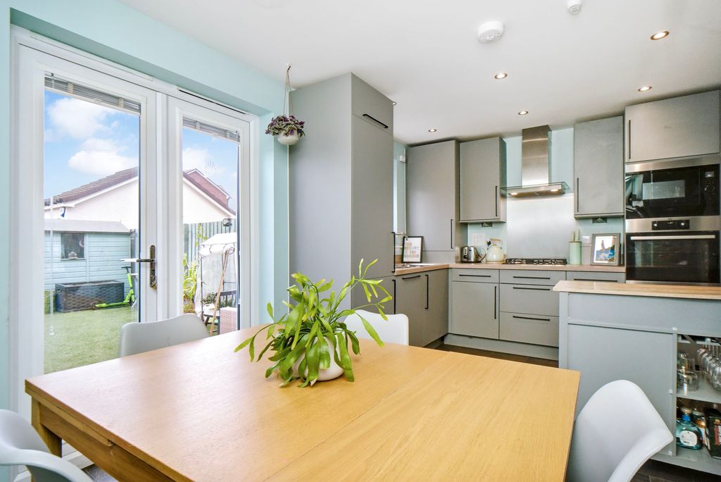 Property photo 3 of 12 Property Image 3