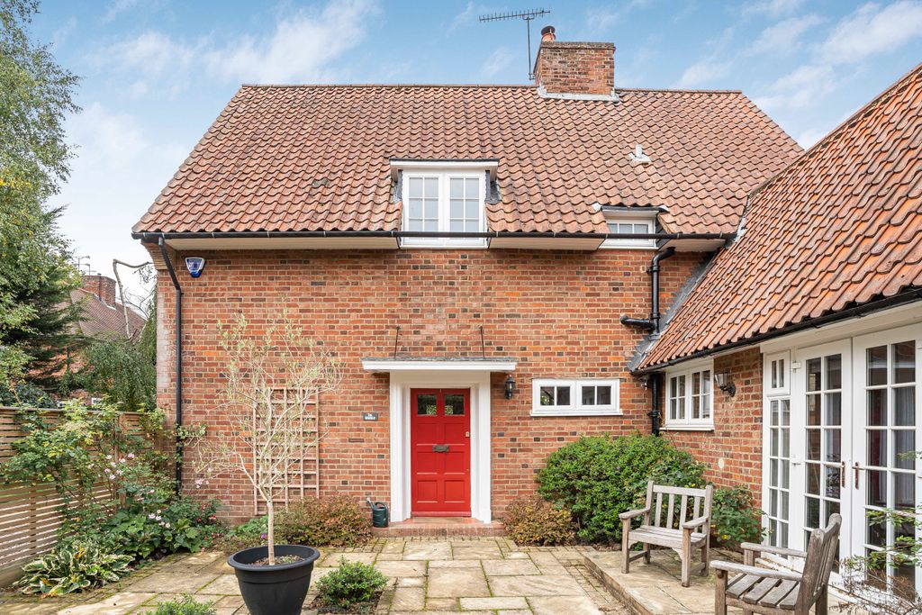 Property photo 2 of 23 Front External