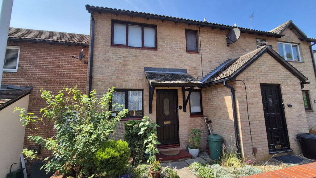 Property photo 1 of 5 One Bedroom Maisonette For Rent