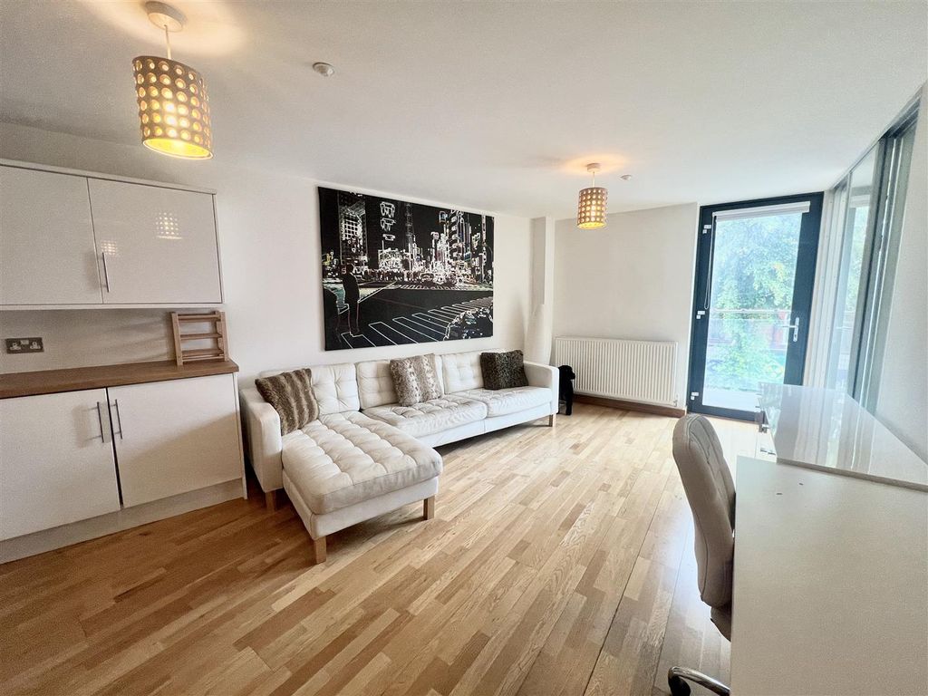 Property photo 3 of 10 Img_5900.Jpg