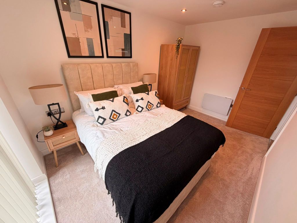 Property photo 2 of 11 Image