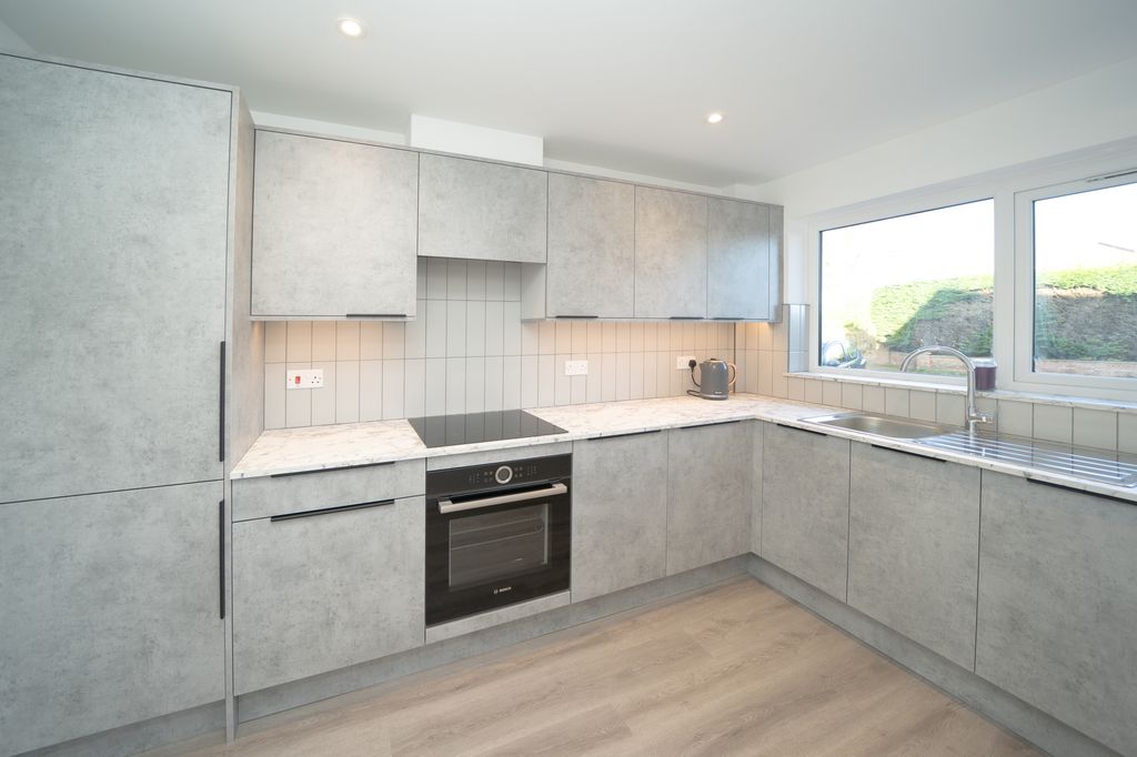 Property photo 2 of 16 Dsc04801