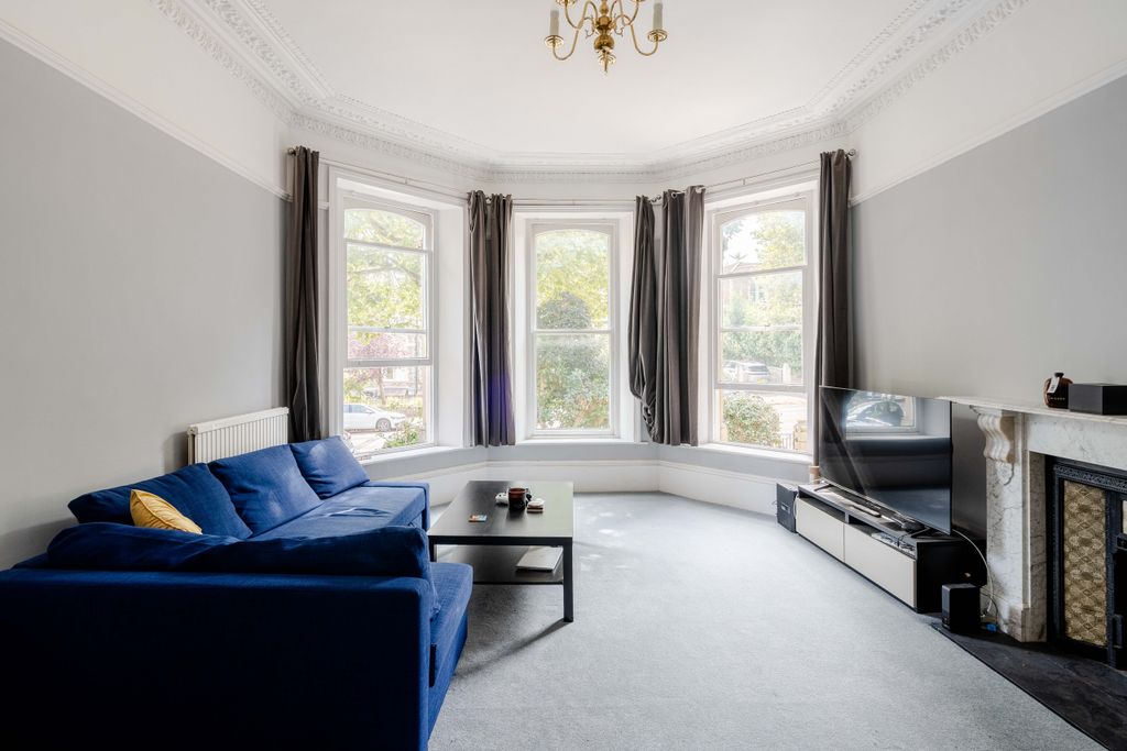 Property photo 1 of 8 2