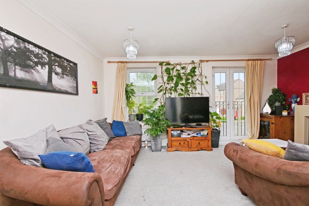 Property photo 2 of 16