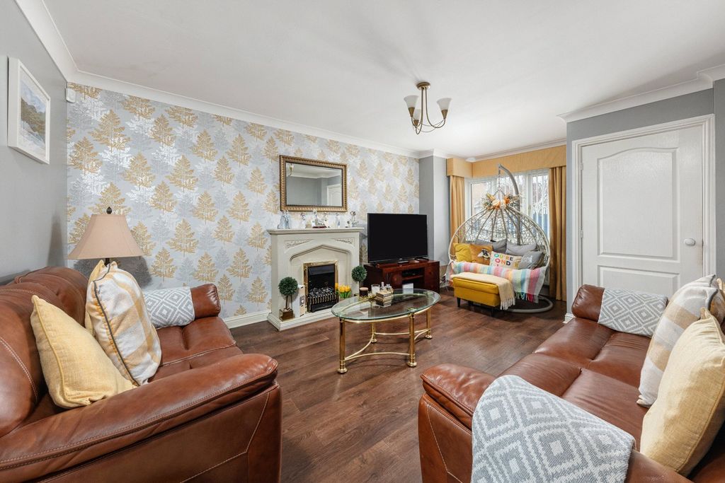 Property photo 3 of 13 Picture No. 13