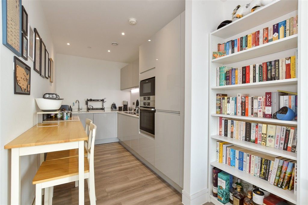Property photo 3 of 12 Kitchen