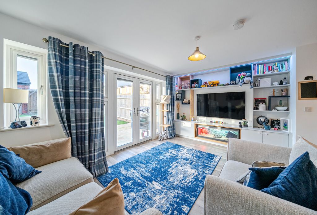 Property photo 3 of 12 1388123-14-69396A...