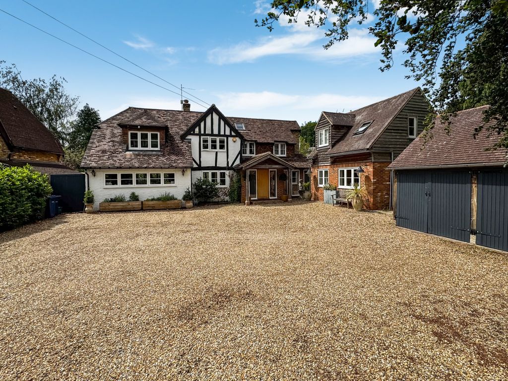 Property photo 1 of 54 Picture No. 51
