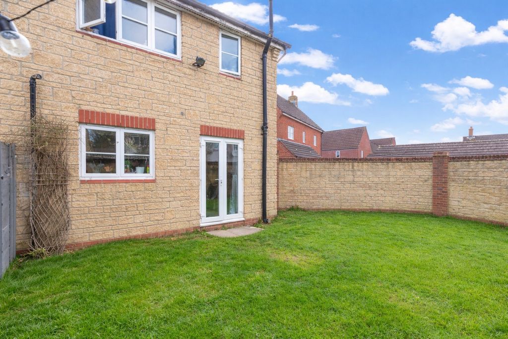 Property photo 2 of 6