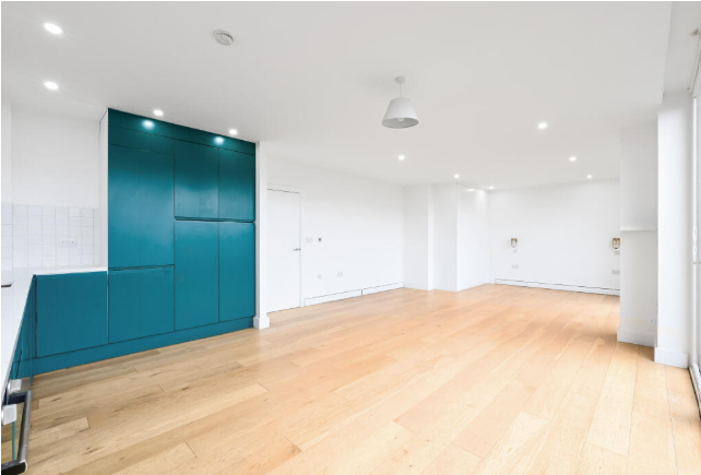 Property photo 3 of 11