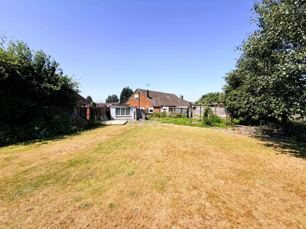 Property photo 2 of 23