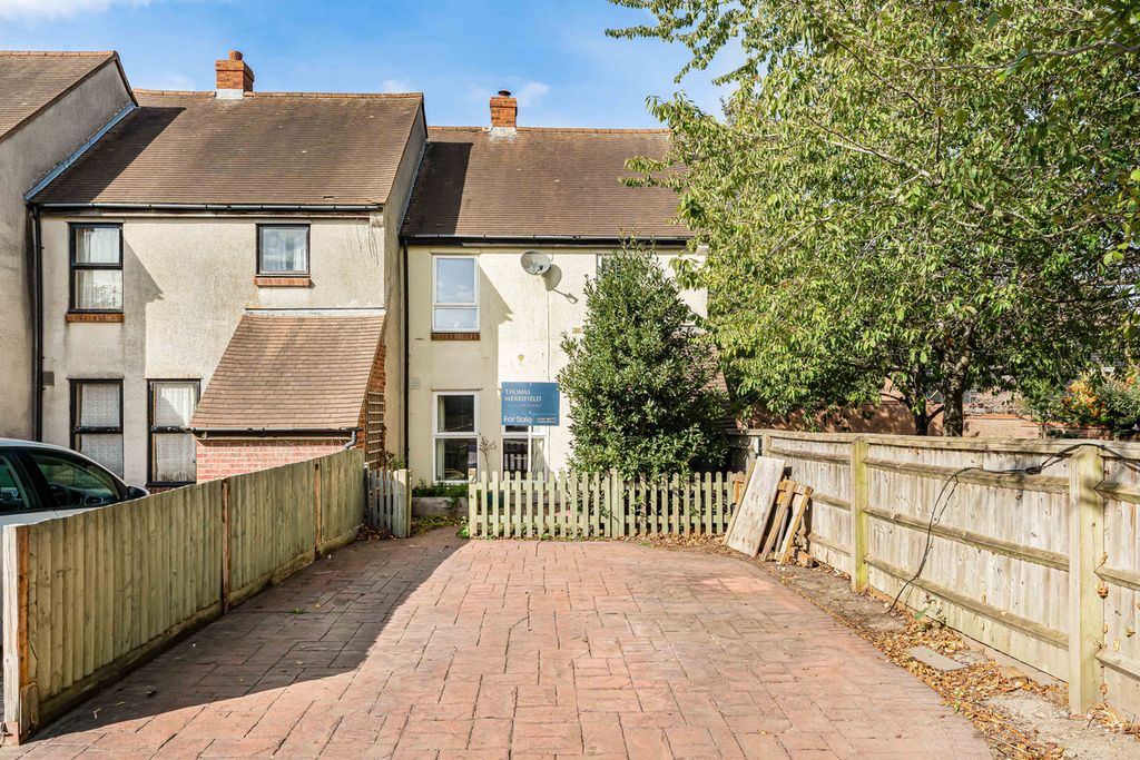 Property photo 1 of 18
