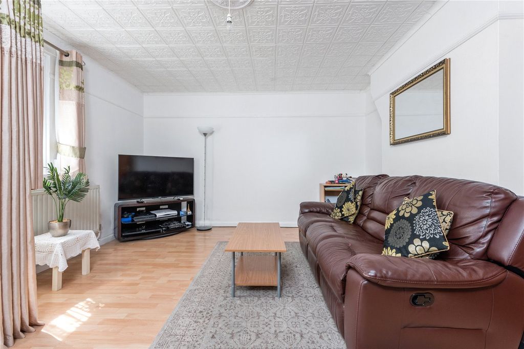 Property photo 3 of 10 Picture No. 09