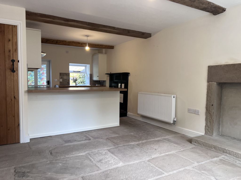 Property photo 2 of 9 Sitting Area