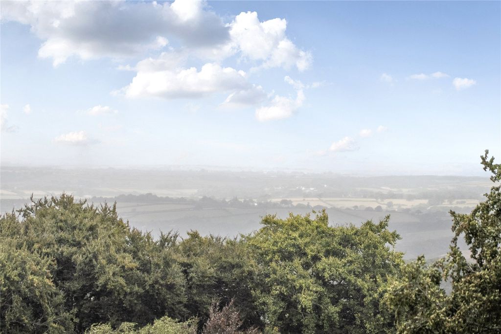 Property photo 3 of 13 Picture No. 05