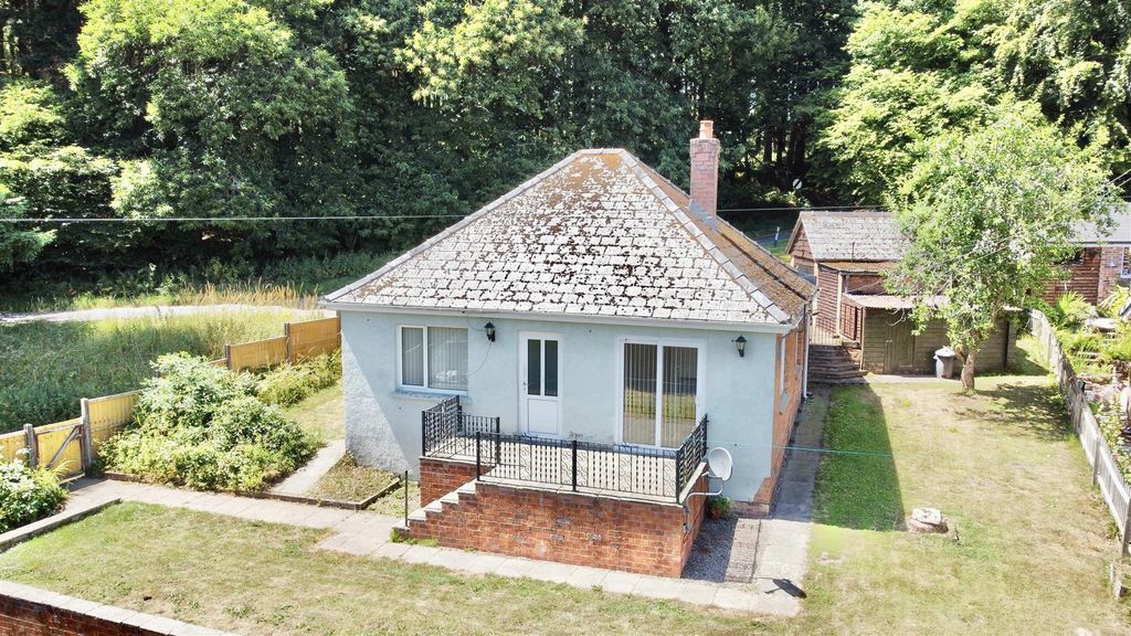 Property photo 1 of 25