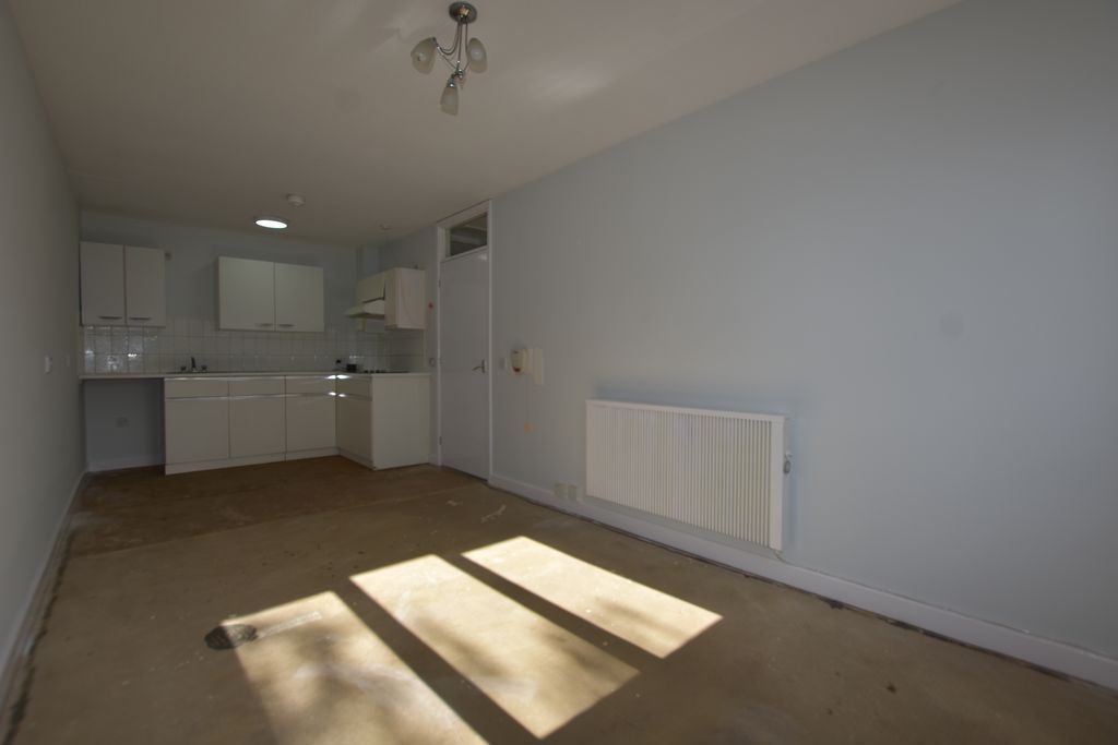 Property photo 2 of 13 Photo 6