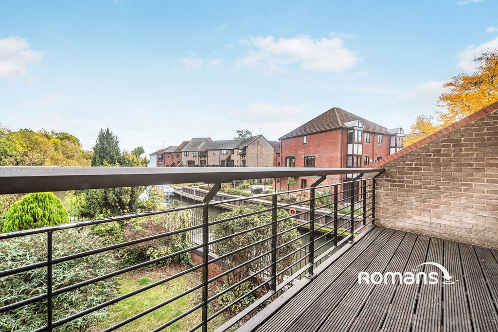 Property photo 1 of 12 Photo