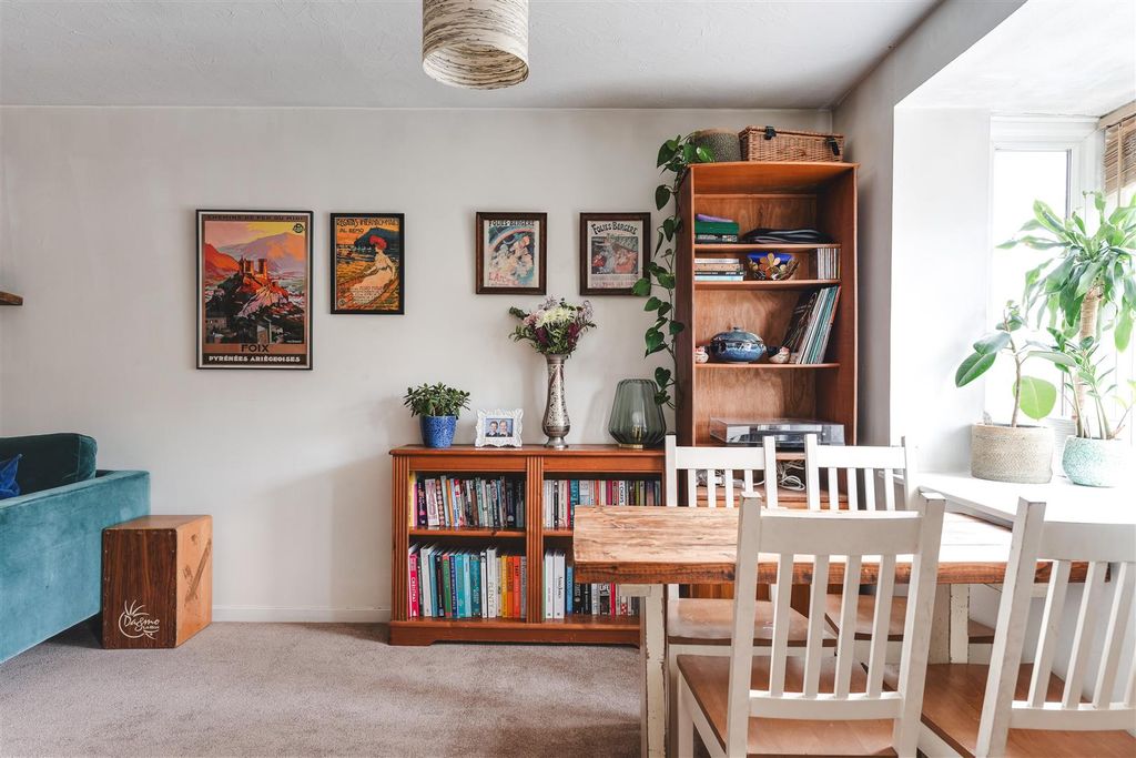 Property photo 1 of 21 190 Riverside-5.Jpg