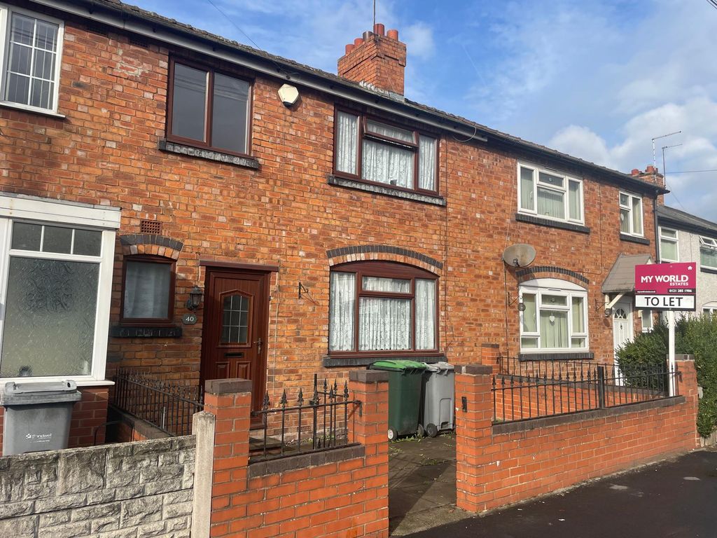 Property photo 1 of 2 3 Bedroom House For Rent