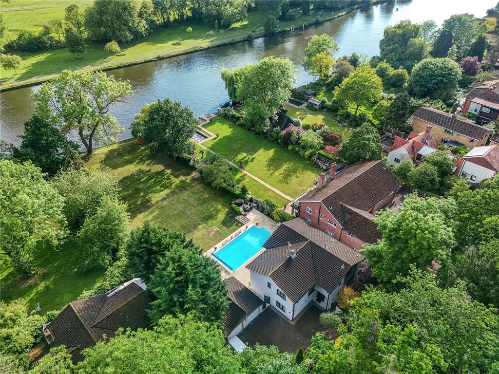 Property photo 2 of 20 Picture No. 51