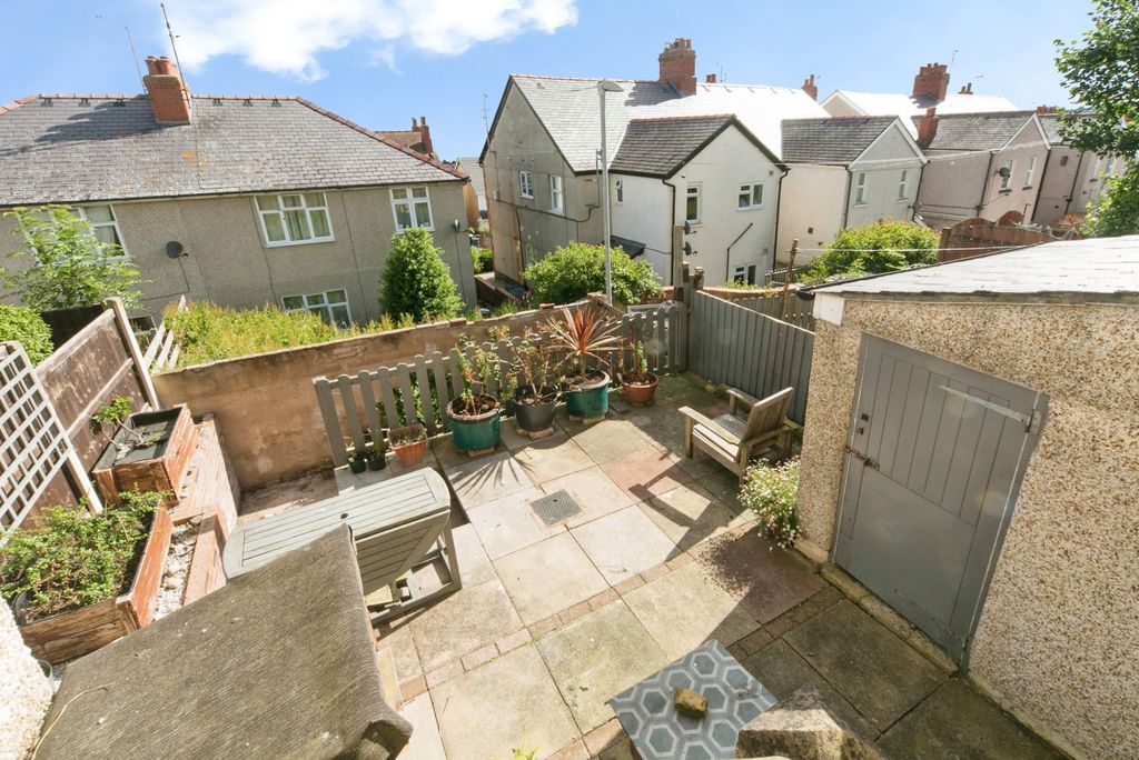 Property photo 3 of 17 Pbox-Img.Jpg