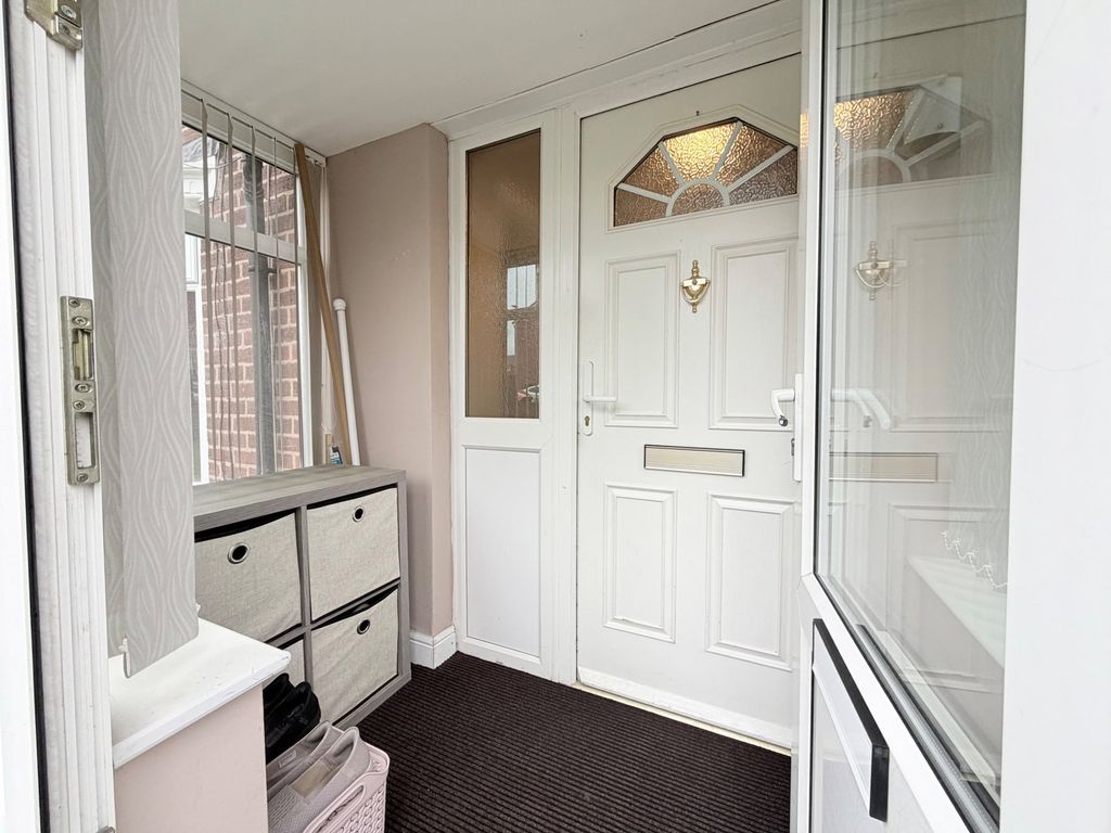Property photo 3 of 31